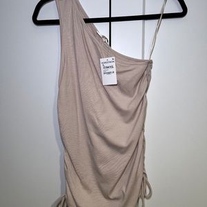 One shoulder tank